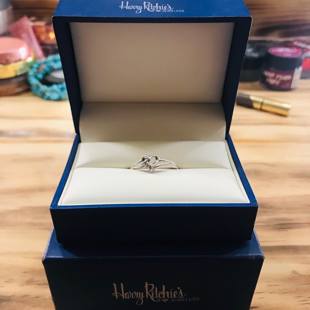Harry Ritchies size 8 heart ring & Diamond